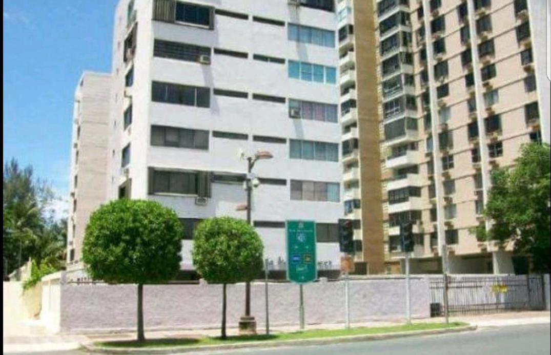 Beach Front Apt Isla Verde 3 Apartment Сан Хуан Стая снимка