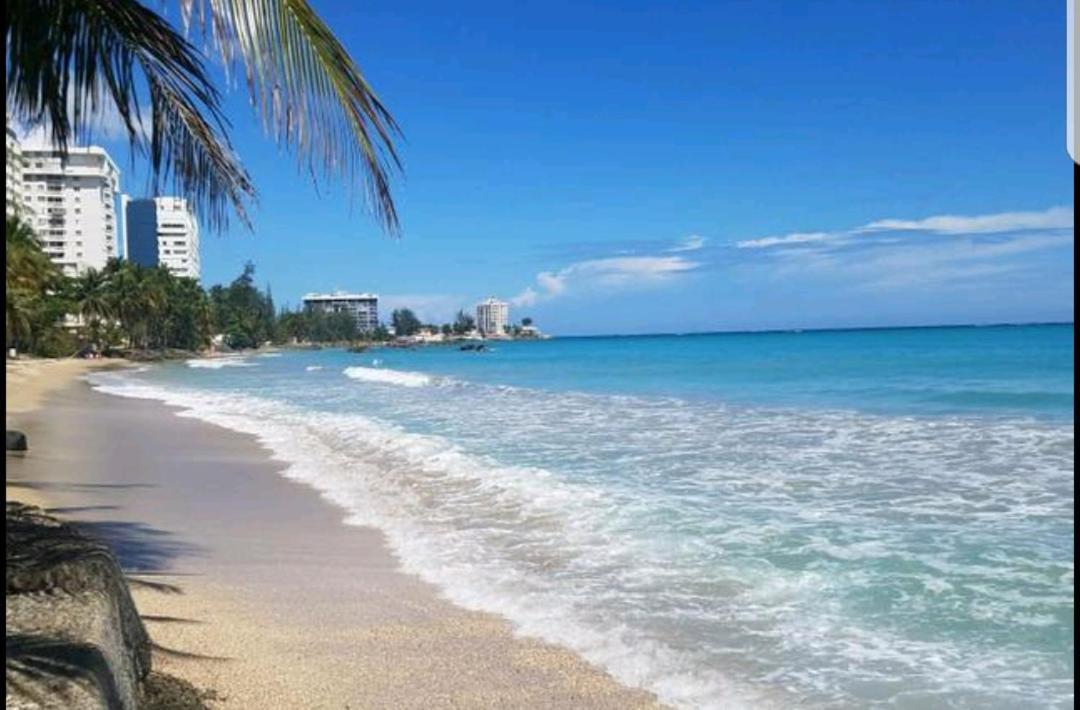 Beach Front Apt Isla Verde 3 Apartment Сан Хуан Стая снимка